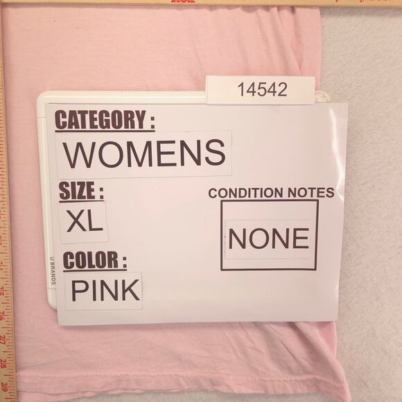 Bad Bunny Band Short Sleeve Crew Neck T Shirt Womens Size Extra Large XL Pink - Picture 8 of 9